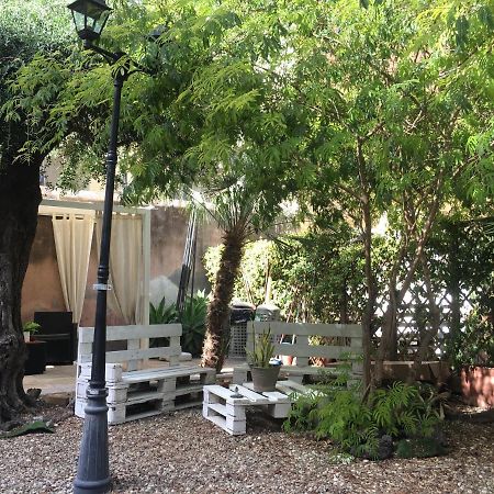 B&B Liberty 900 Catania-Fontanarossai nemzetközi repülőtér Kültér fotó