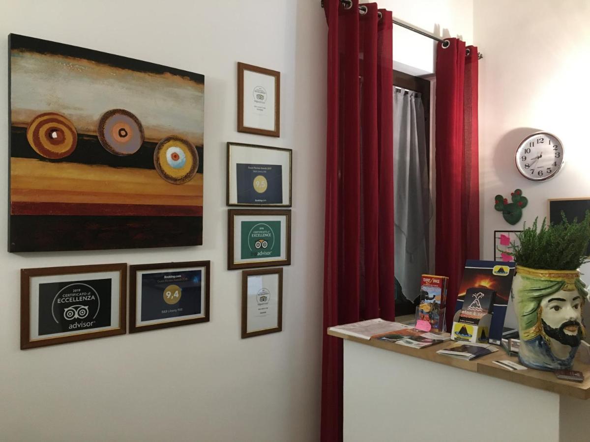 B&B Liberty 900 Catania-Fontanarossai nemzetközi repülőtér Kültér fotó