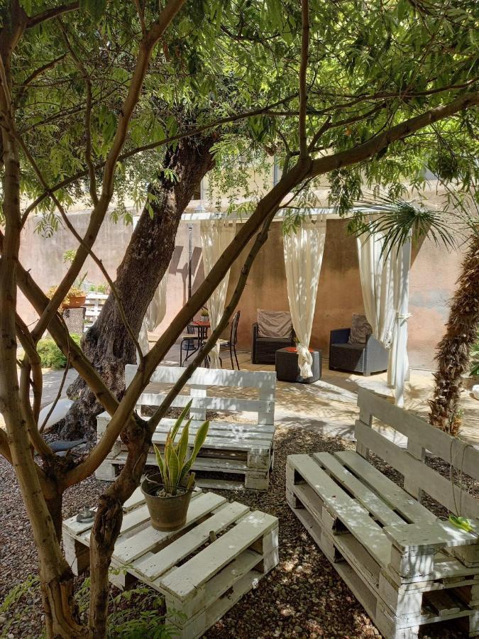 B&B Liberty 900 Catania-Fontanarossai nemzetközi repülőtér Kültér fotó