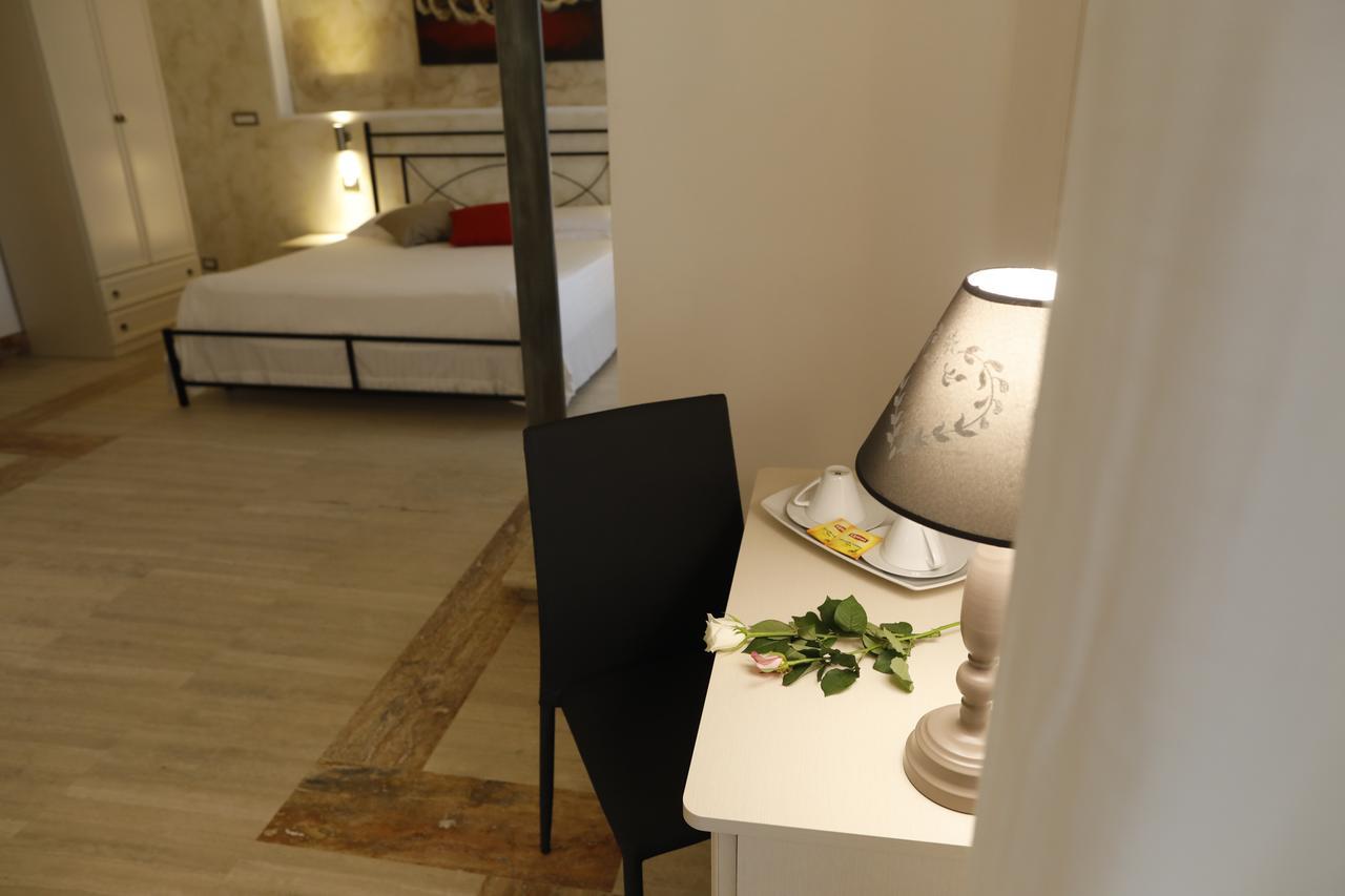 B&B Liberty 900 Catania-Fontanarossai nemzetközi repülőtér Kültér fotó
