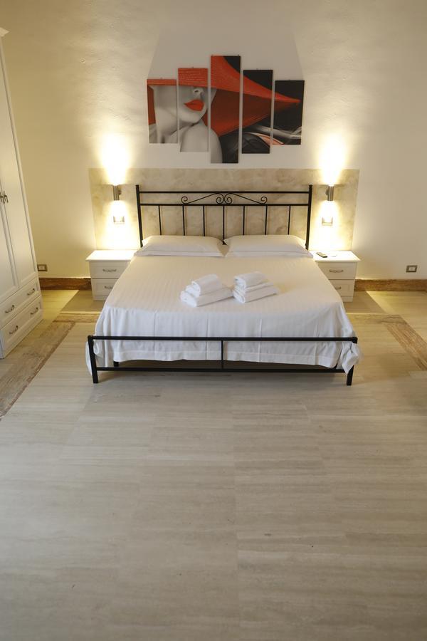 B&B Liberty 900 Catania-Fontanarossai nemzetközi repülőtér Kültér fotó