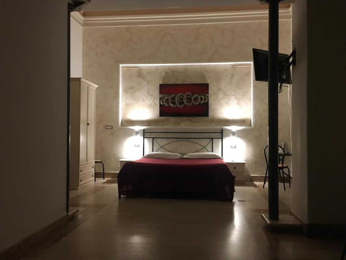 B&B Liberty 900 Catania-Fontanarossai nemzetközi repülőtér Kültér fotó
